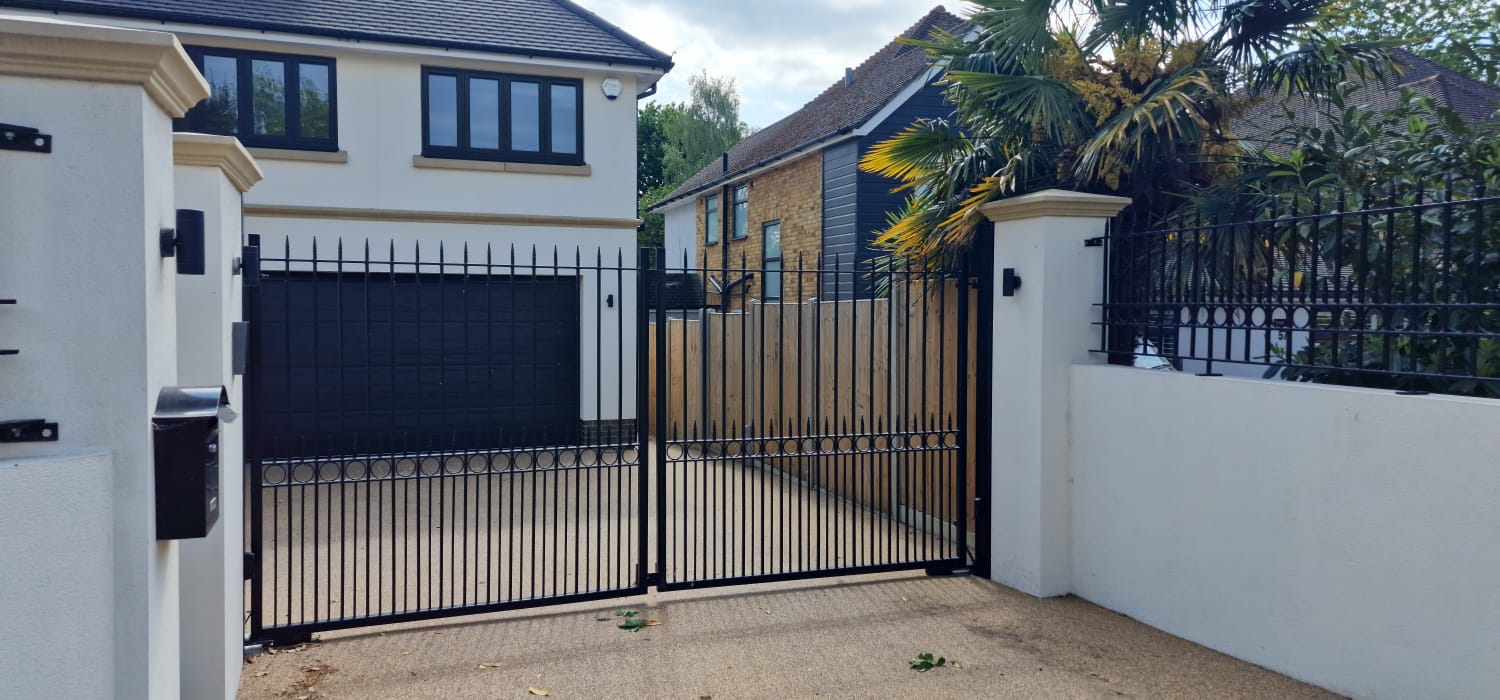 Oatlands Walton on Thames metal gates